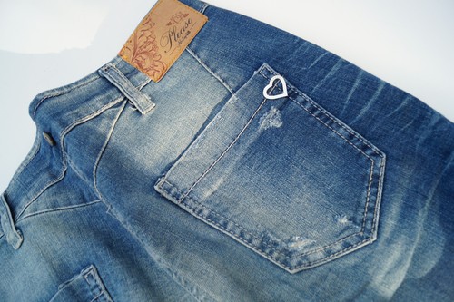 Please ladies jeans stretch - please,